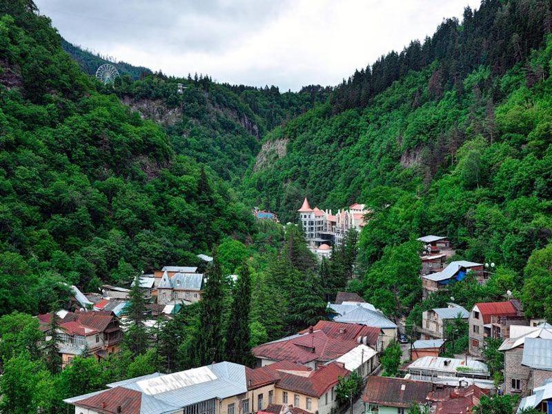 Holiday Borjomi Qvibisi Exteriör bild
