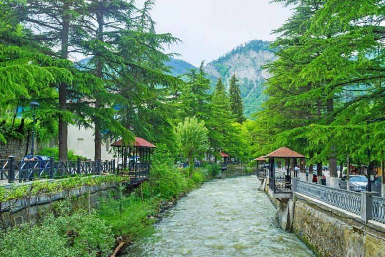 Holiday Borjomi Qvibisi Exteriör bild